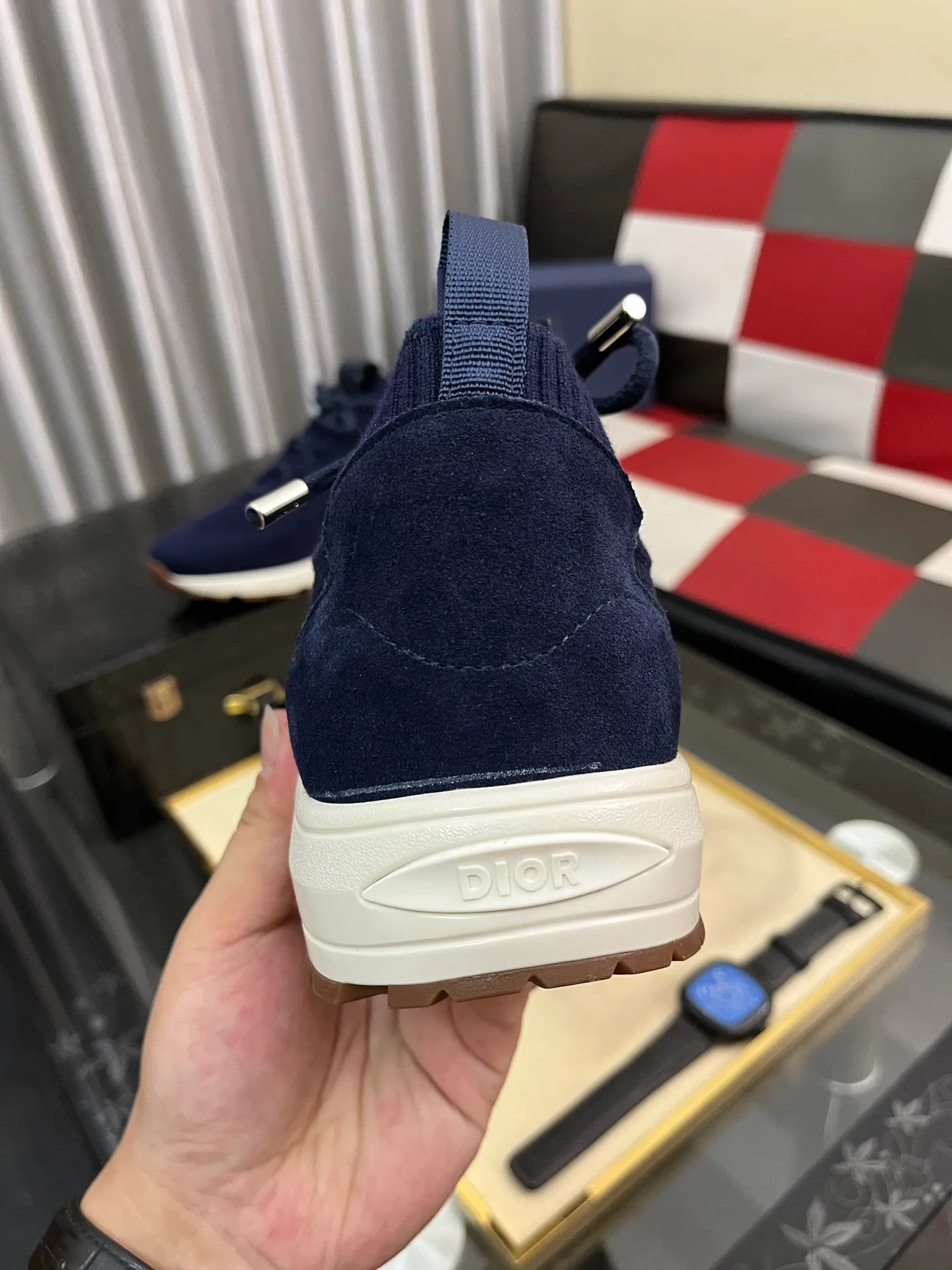 Men's shoes 💰: 400⌚️⌚️2025 new Dior fly-knit breathable casual men's shoes are on the market, original order, impeccable, the upper is made of imported fly-knit, and the original outsole is made one to one quarter. It is super comfortable on the feet. It is a must-buy pair of shoes. Available in sizes 38-446️⃣